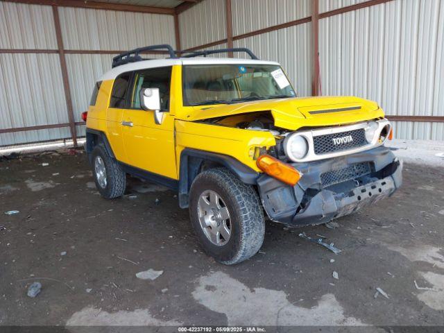  Salvage Toyota FJ Cruiser