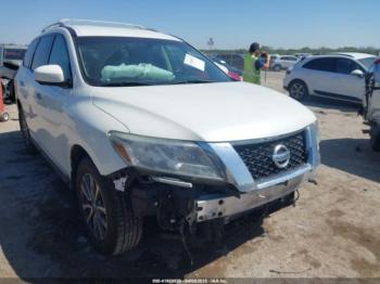  Salvage Nissan Pathfinder