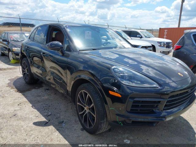  Salvage Porsche Cayenne