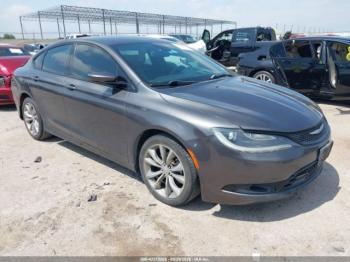  Salvage Chrysler 200