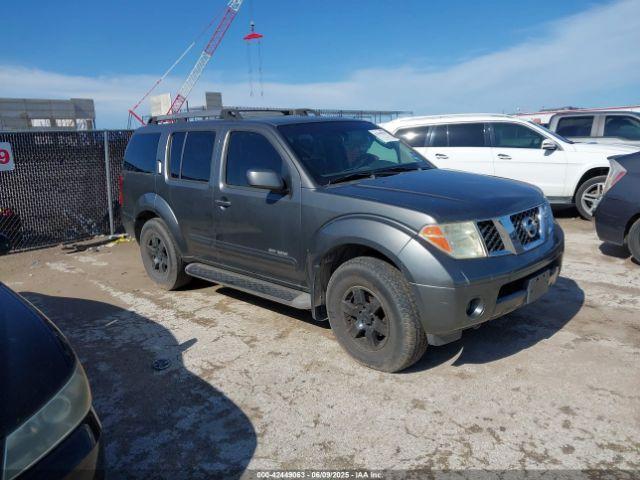  Salvage Nissan Pathfinder