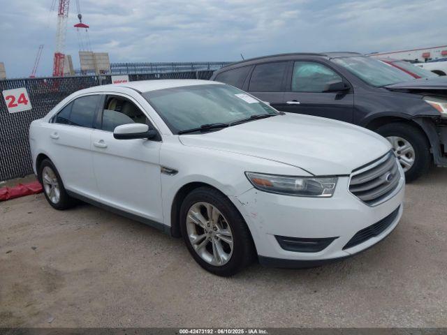  Salvage Ford Taurus