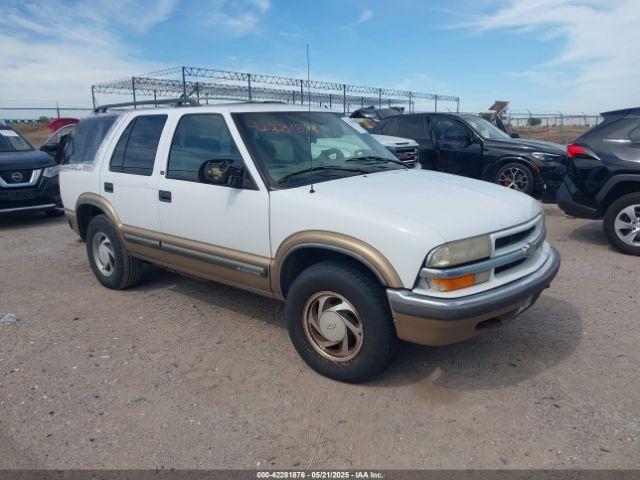  Salvage Chevrolet Blazer