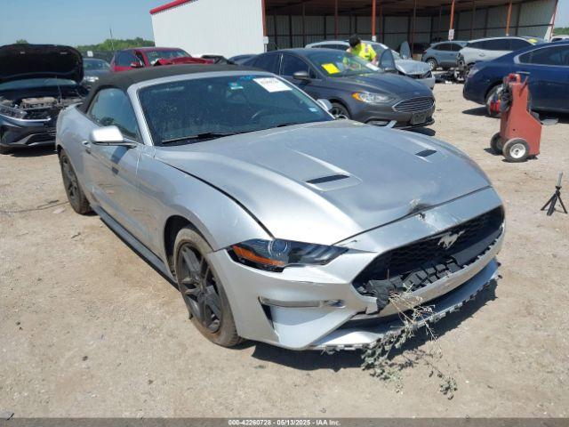  Salvage Ford Mustang