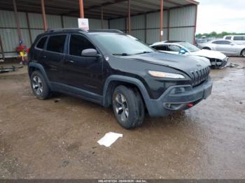  Salvage Jeep Cherokee