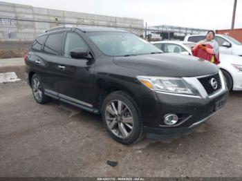  Salvage Nissan Pathfinder