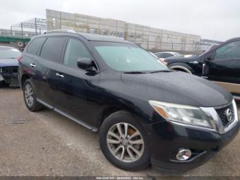  Salvage Nissan Pathfinder