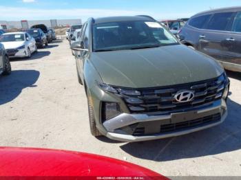  Salvage Hyundai TUCSON