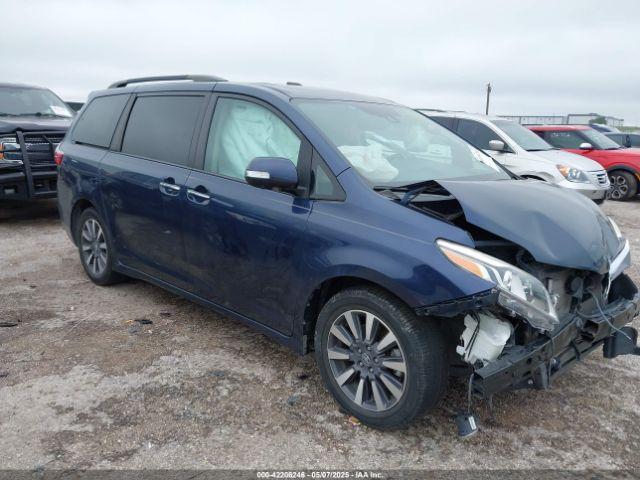  Salvage Toyota Sienna