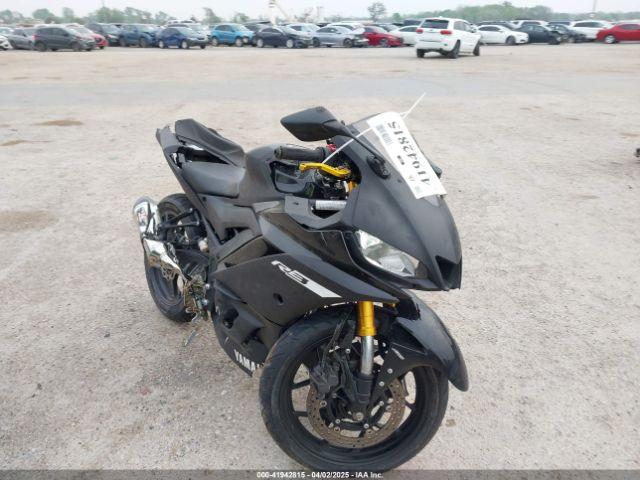  Salvage Yamaha Yzfr3
