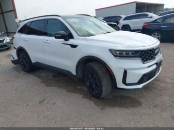  Salvage Kia Sorento