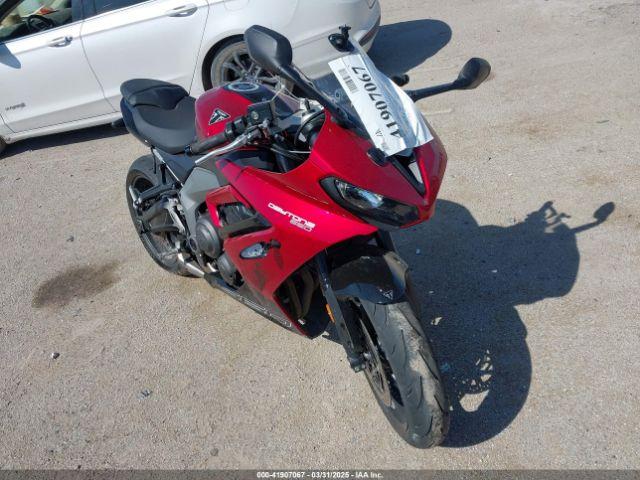  Salvage Triumph Motorcycle Daytona