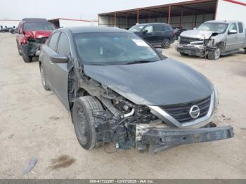  Salvage Nissan Altima