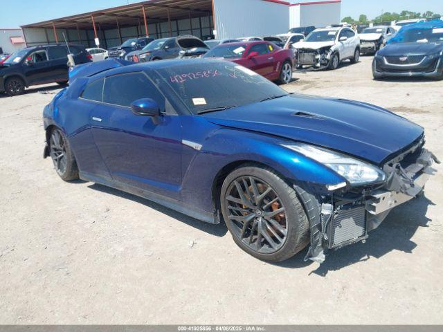  Salvage Nissan GT-R