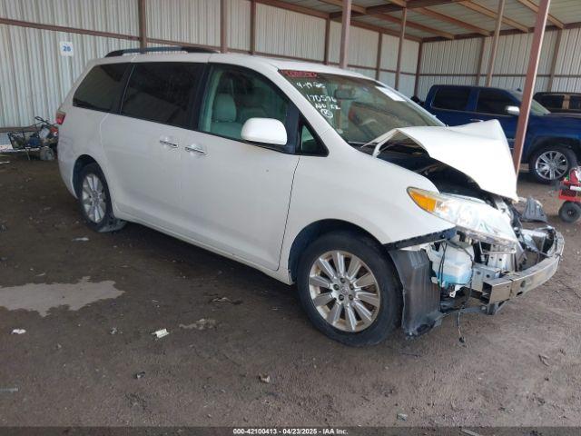  Salvage Toyota Sienna