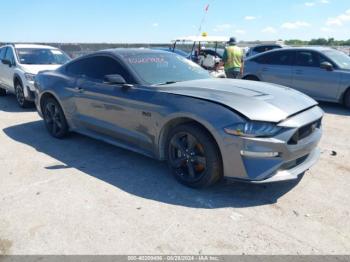  Salvage Ford Mustang