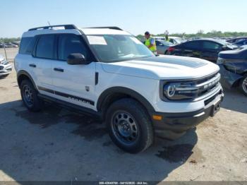  Salvage Ford Bronco