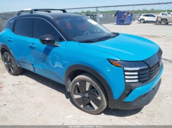  Salvage Nissan Kicks