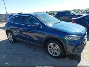  Salvage Mercedes-Benz GLA