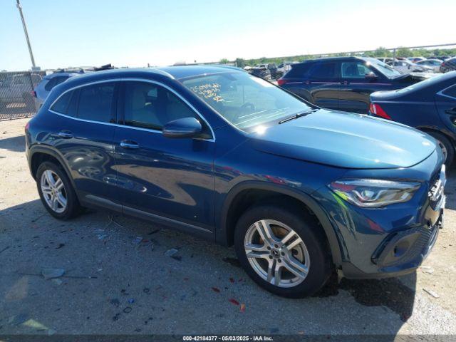  Salvage Mercedes-Benz GLA