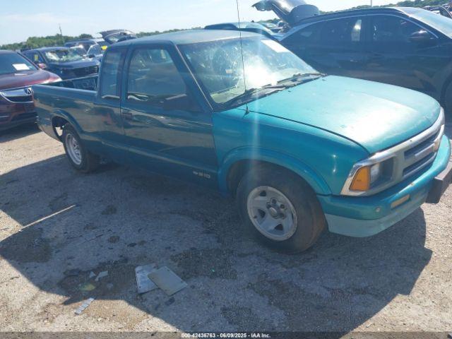  Salvage Chevrolet S-10
