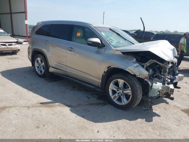  Salvage Toyota Highlander