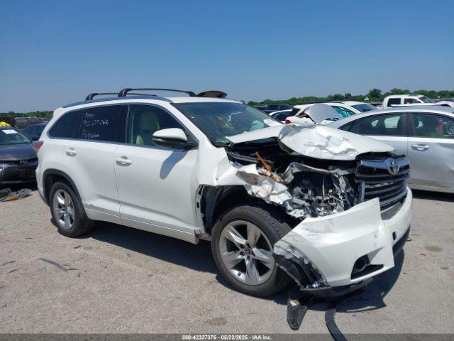  Salvage Toyota Highlander