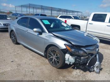  Salvage Toyota Camry