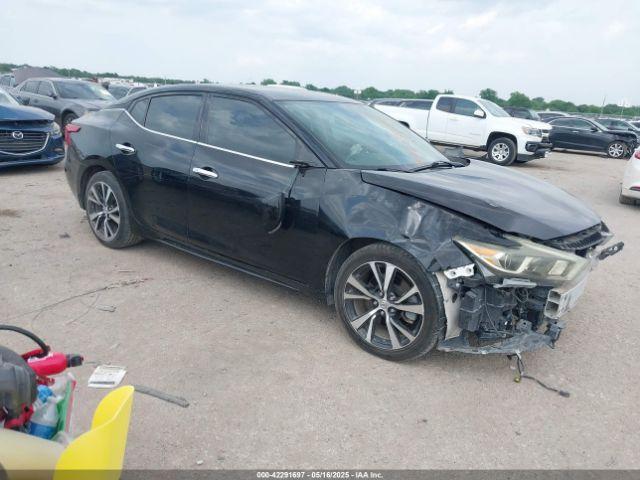  Salvage Nissan Maxima