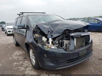  Salvage Kia Sedona
