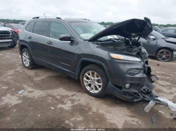 Salvage Jeep Cherokee