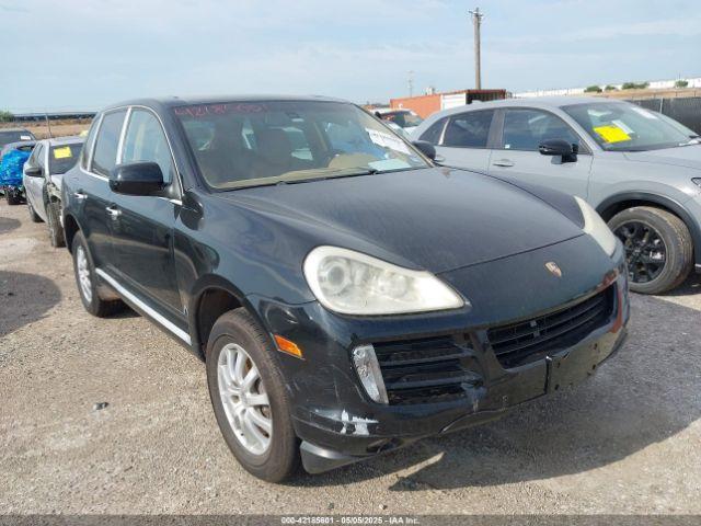  Salvage Porsche Cayenne