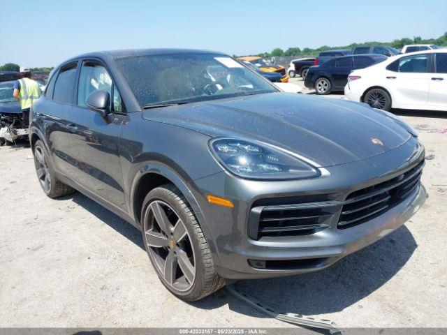  Salvage Porsche Cayenne