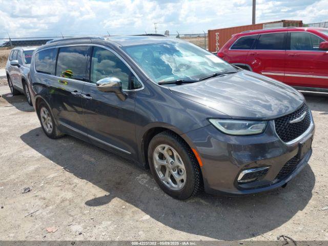  Salvage Chrysler Pacifica