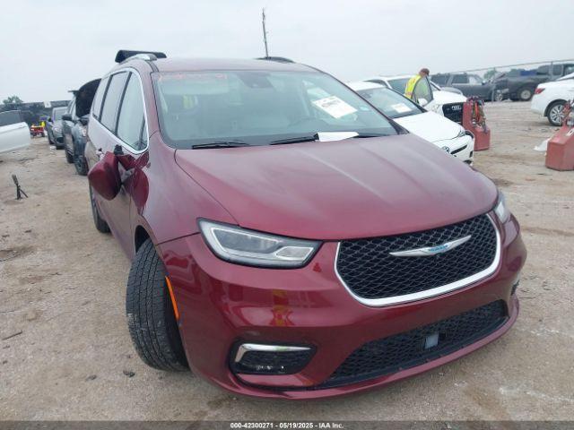  Salvage Chrysler Pacifica