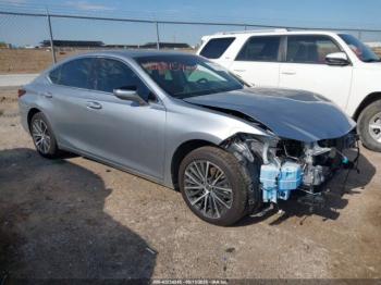  Salvage Lexus Es