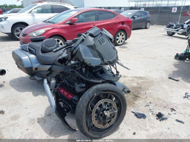  Salvage Honda Gl1800
