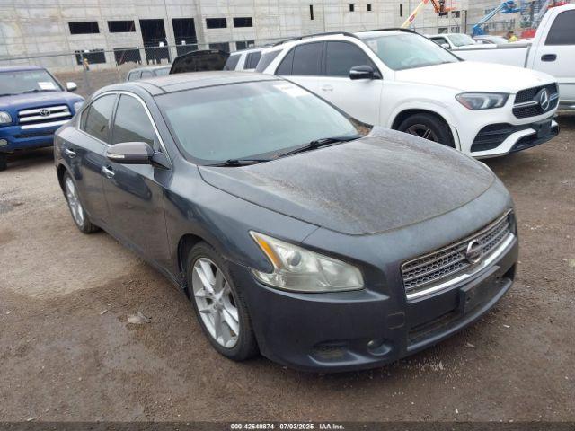  Salvage Nissan Maxima