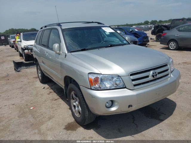  Salvage Toyota Highlander