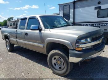  Salvage Chevrolet Silverado 2500