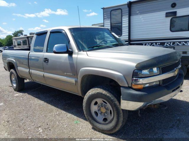  Salvage Chevrolet Silverado 2500