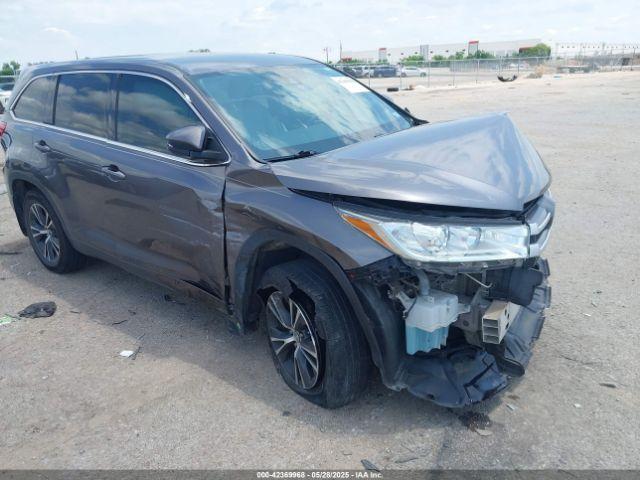  Salvage Toyota Highlander