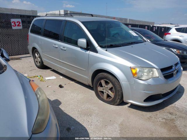  Salvage Dodge Grand Caravan