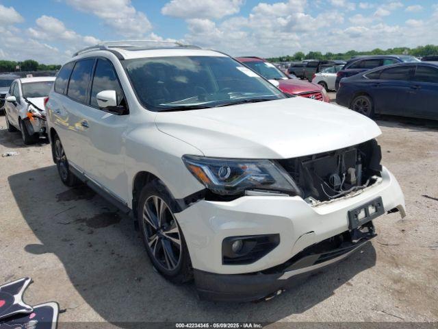  Salvage Nissan Pathfinder