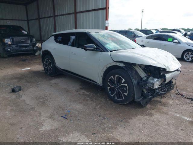  Salvage Kia EV6