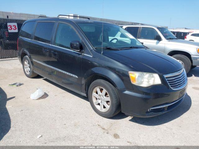  Salvage Chrysler Town & Country
