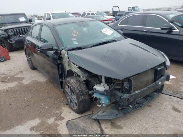  Salvage Kia Forte