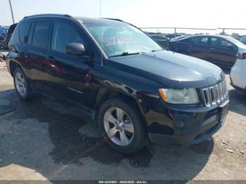 Salvage Jeep Compass