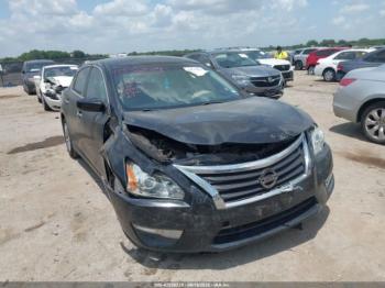  Salvage Nissan Altima