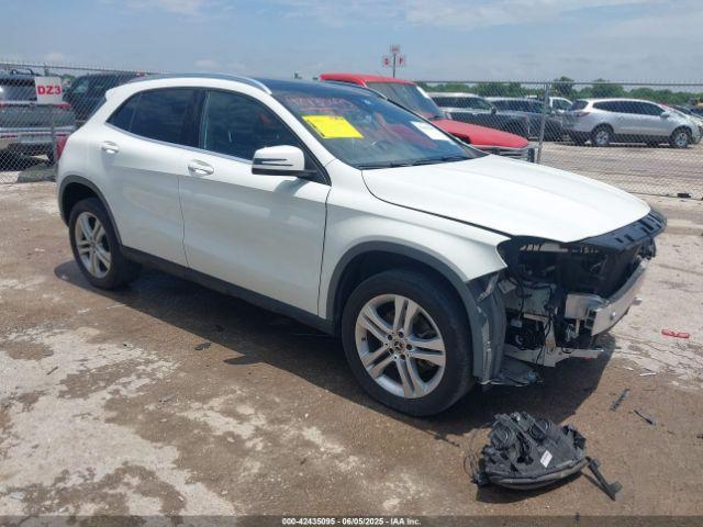  Salvage Mercedes-Benz GLA